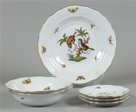 A lot of porcelain plates and bowls with Rothschild decor. Herend, late 20th...