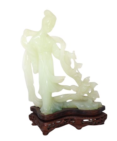 Guanyin in giada verde chiara, 20° secolo