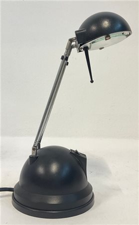 Lampada Mascotte lighting modello "m668". Germania, anni '80/'90. Struttura in