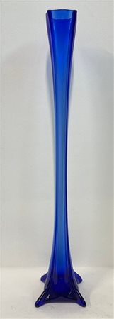 Manifattura di Murano Grande vaso in vetro costolato blu (h cm 101) (lievi difet