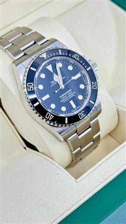 Rolex Submariner (No Date) 124060