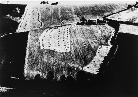 Mario Giacomelli (1925-2000)  - Storie della terra che muore, 1956/1980