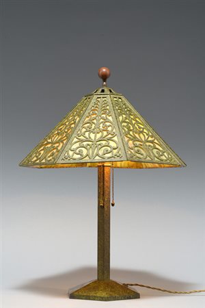 A table lamp A table lamp, USA 1920A table lamp with metal base and stem....
