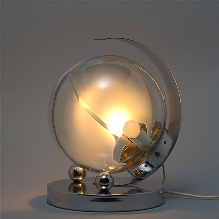 A white globe table lamp &nbsp;Venini, lamp from...