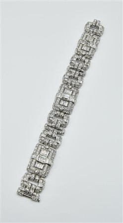 BRACCIALE ART DECO IN PLATINO E DIAMANTI importante bracciale in platino a...