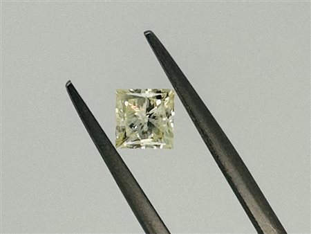 DIAMANTE 0,97 CT NATURAL GIALLO CHIARO - SI3* DIAMANTE - UD30116