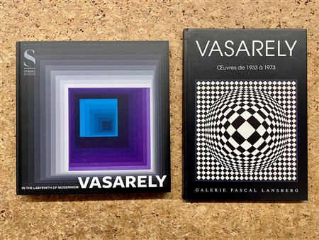 VICTOR VASARELY - Lotto unico di 2 cataloghi