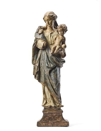 Scultore del secolo XVIII. "Madonna con Bambino" in legno intagliato e laccato