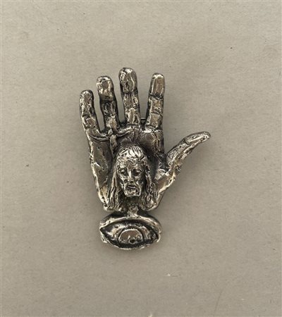 Ciondolo " Mano di Cristo" in argento.