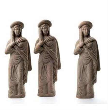 Lotto di 3 sculture di divinità    