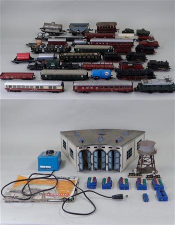 A lot of various Märklin train track parts and trains. Various ages, brands...