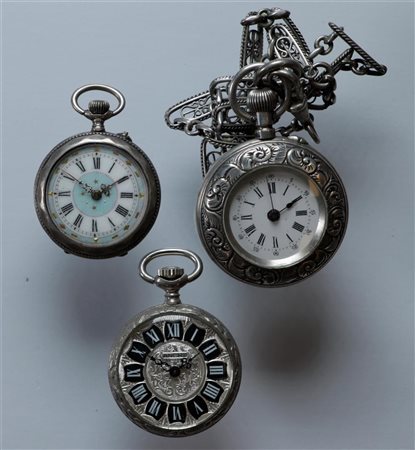 Lot with small steel and silver pocket watches in various conditions -...