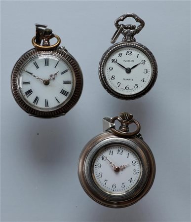 Lot with small steel and silver pocket watches in various conditions -...