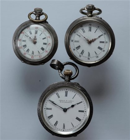 Lot with small silver pocket watches in various conditions - gross weight: 95 grams. Movement not tested. .