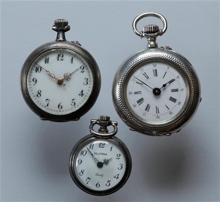 Lot with small steel and silver pocket watches in various conditions -...