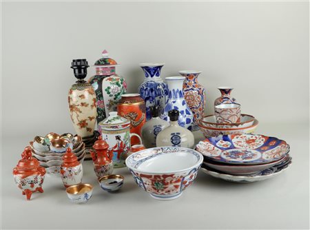 A large lot of various Japanese porcelain. Various years and conditions.