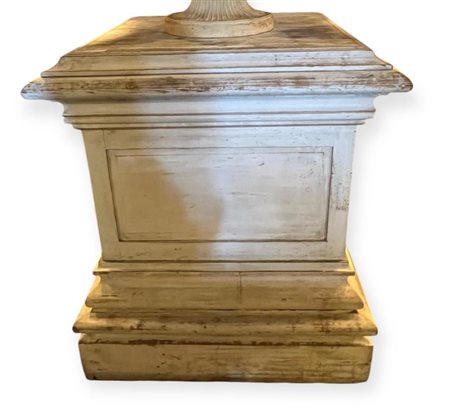 A very large, decorative white painted plinth, 20th century. Base: 125 x 96...