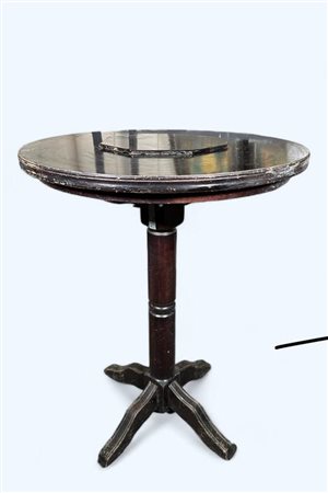 A blackened wooden bar table / dice table from the early 20th century. 120 x...