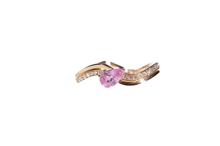 Anello in oro rosa Gismondi con diamanti e zaffiro rosa