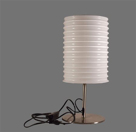  
Lampada da tavolo 1980s
Vetro e metallo 45 x 21 x 21 cm