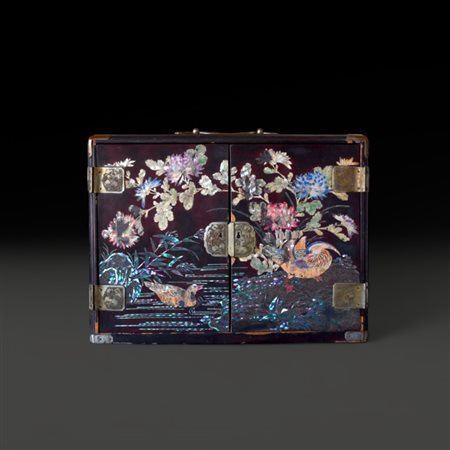 A fine Japanese small cabinet