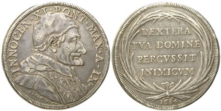 STATO PONTIFICIO. Roma. Innocenzo XI (1676 - 1689). Piastra anno IX. Ag (31,62 g; 43,4 mm)