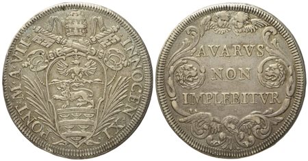 STATO PONTIFICIO. Roma. Innocenzo XI (1676 - 1689). Mezza piastra anno VII (1682). Ag (15,85 g; 37 mm)