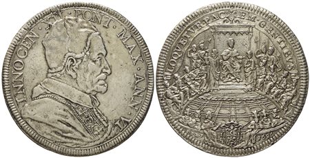 STATO PONTIFICIO. Roma. Innocenzo XII (1691 - 1700). Piastra 1696 "Concistoro". Ag (31,61 g; 45,7 mm)