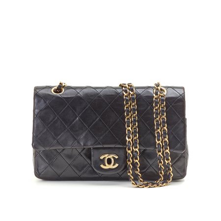 Chanel  
Chanel classic Timeless 
 