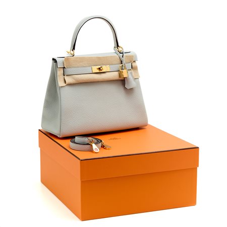 Hermes  
Hermès Kelly 28 Retourne 
 