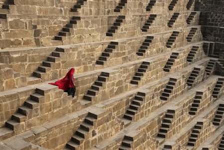 MCCURRY STEVE Philadelphia (Pennsylvania, United States) 1950 Woman in Chand...