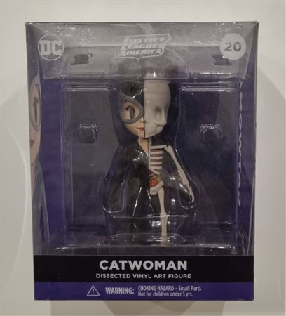 XXRAY . (.) 2021 Catwoman 2019 Scultura Vinile/vinyl sculpture...