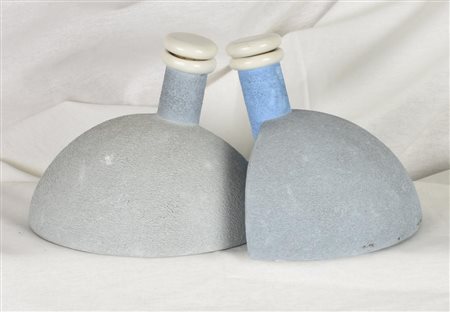 COPPIA DI BOTTIGLIE di design per olio e aceto in ceramica Italia, anni '60 h...