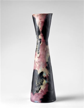 Fausto Melotti "Vaso" 1955 circa
ceramica smaltata policroma
cm 26,1x8,1x8,6
Fir