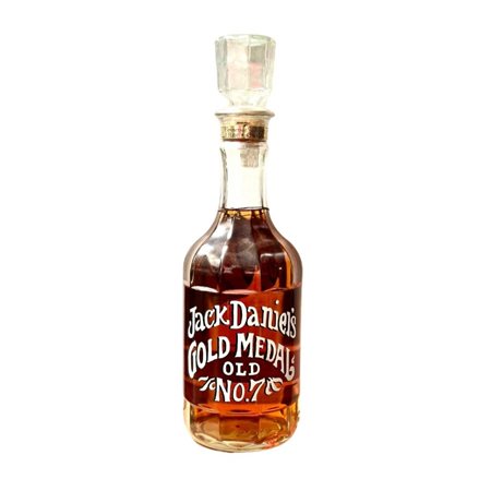  
Jack Daniel's, Gold Medal Old No. 7 
Usa-Tennessee 1,5