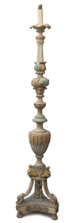  
Lampada da terra portacandele Italia, prima metà XIX secolo
 Altezza 180 cm + base 40 cm