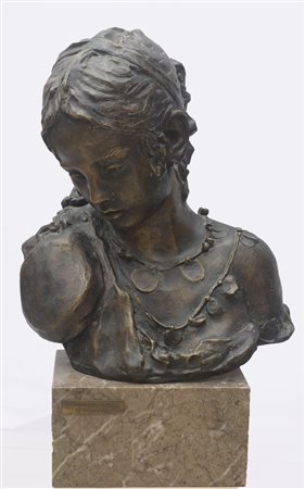 Giuseppe Moretti (1857 - 1935) 
Mergellina 
bronzo H40 x 34 x 23 cm