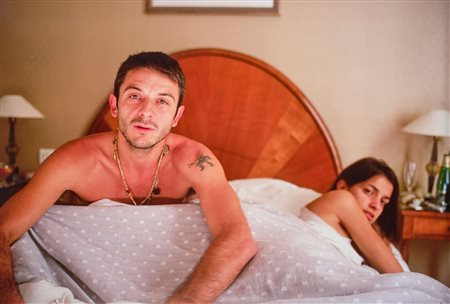 NAN GOLDIN
Joana and Aurèle in bed , 2001