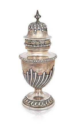 Spargizucchero in argento, Londra 1896 caratteristica forma a vaso su piede...