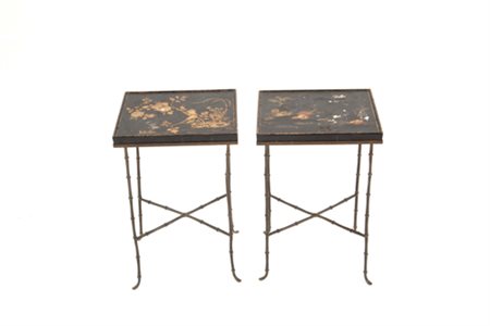 Pair of coffee tables