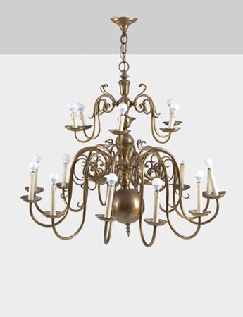 Chandelier in dutch style