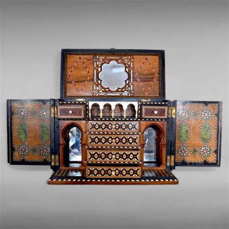 A Grenada marquetry casket