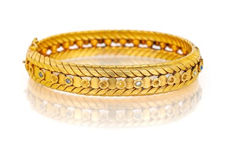 Bracciale in oro giallo Oro giallo 750/000. Peso complessivo gr. 22,70. Veste...