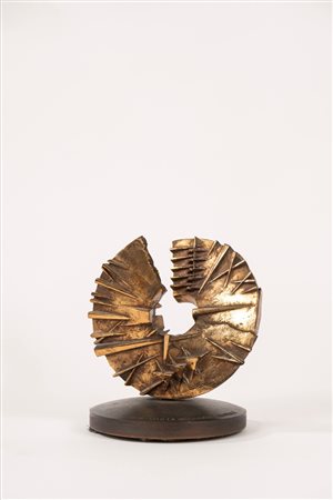 Arnaldo Pomodoro (Morciano di Romagna 1926)  - Rotazione ascensionale I, 1993