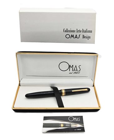 Omas Extra 555/S - Penna stilografica in vernice con particolari dorati...