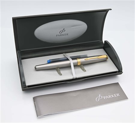 Parker Sonnet T.II - Penna stilografica in metallo satinato con particolari...