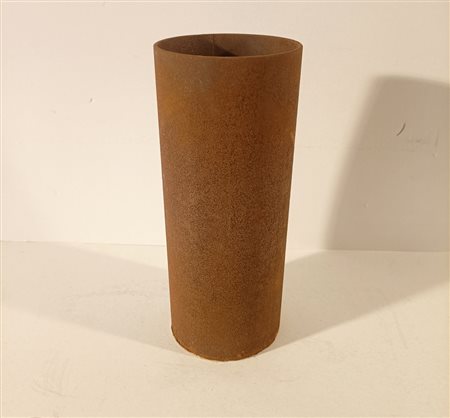 ANONIMO Anonimo (An) Senza titolo Vaso in acciaio Corten 25,00x10,00x10,00