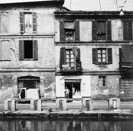 Virgilio Carnisio (1938)  - Milano, Naviglio, 1970s