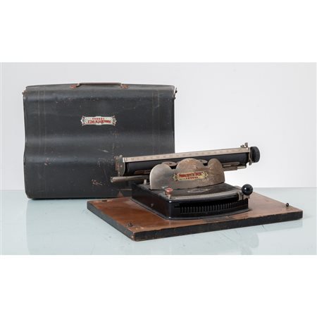 LC SMITH BROS. & CORONA TYPEWRITERS, Macchina da scrivere