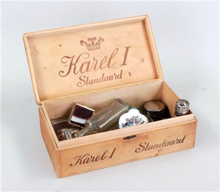 lot box with various pill boxes and snuff bottles including one with a silver...